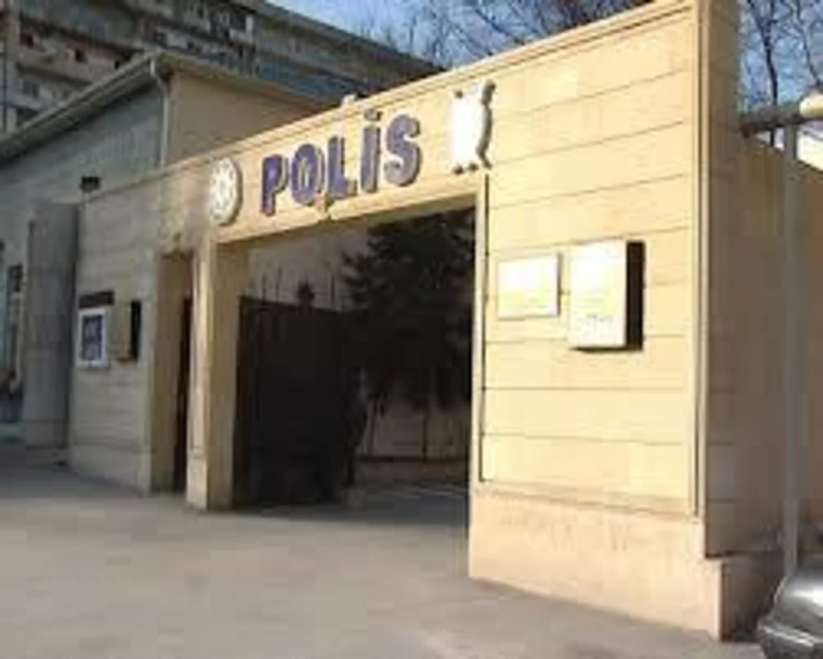 Bakıda evdən pul və 5 ədəd qol saatı oğurlayan şəxs saxlanılıb