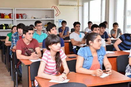 BANM-in tələbələri SOCAR TTSİ-də təhlükəsizlik təlimi keçirlər