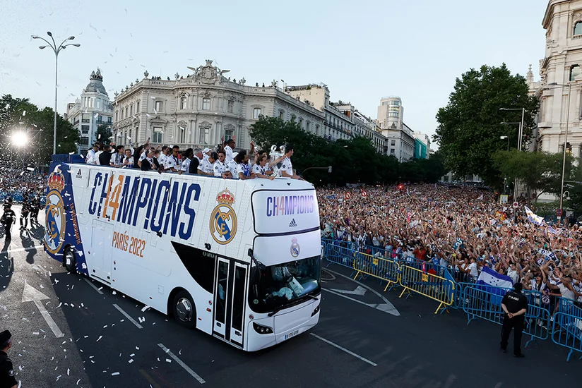 «Реал» устроил чемпионский парад в честь победы в Лиге чемпионов