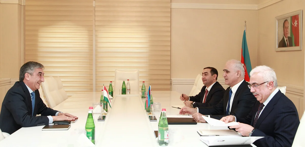 Azerbaijan and Tajikistan discuss export potential of agricultural products