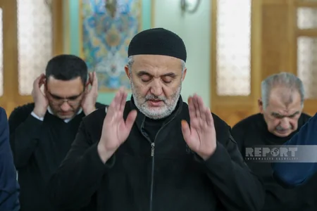 Prayers read in Azerbaijani mosques for plane crash victims