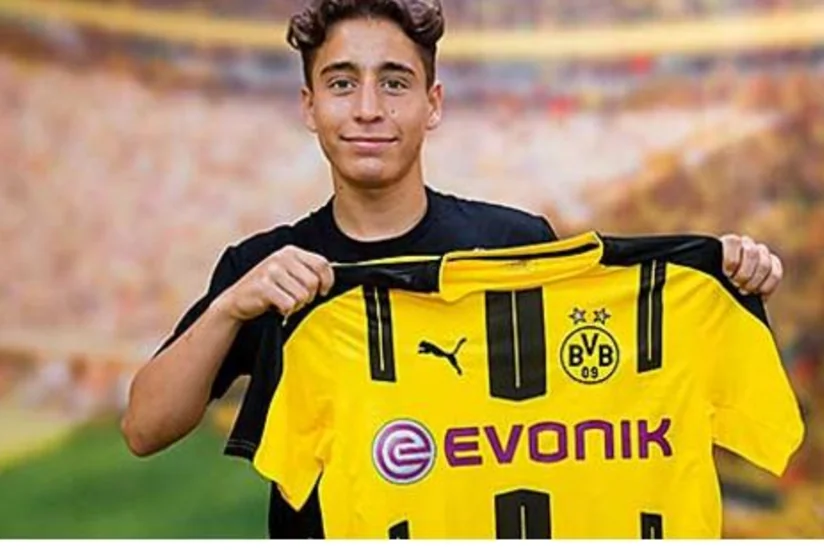 Borussia Dortmund signs Turkish footballer