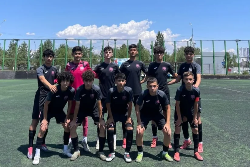 “Sabah”ın U-14 komandası beynəlxalq turnirdəki ilk üç oyununda qələbə qazanıb