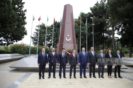OTS agriculture ministers visit Alleys of Honor and Martyrs