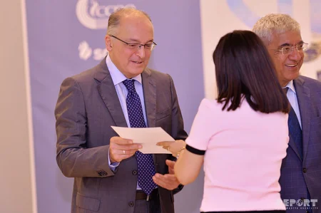 ​Bakıda X Yay Enerji Məktəbinin məzun mərasimi keçirilib