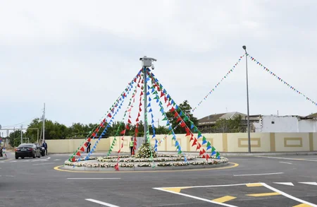 Президент Ильхам Алиев посетил поселок Нардаран