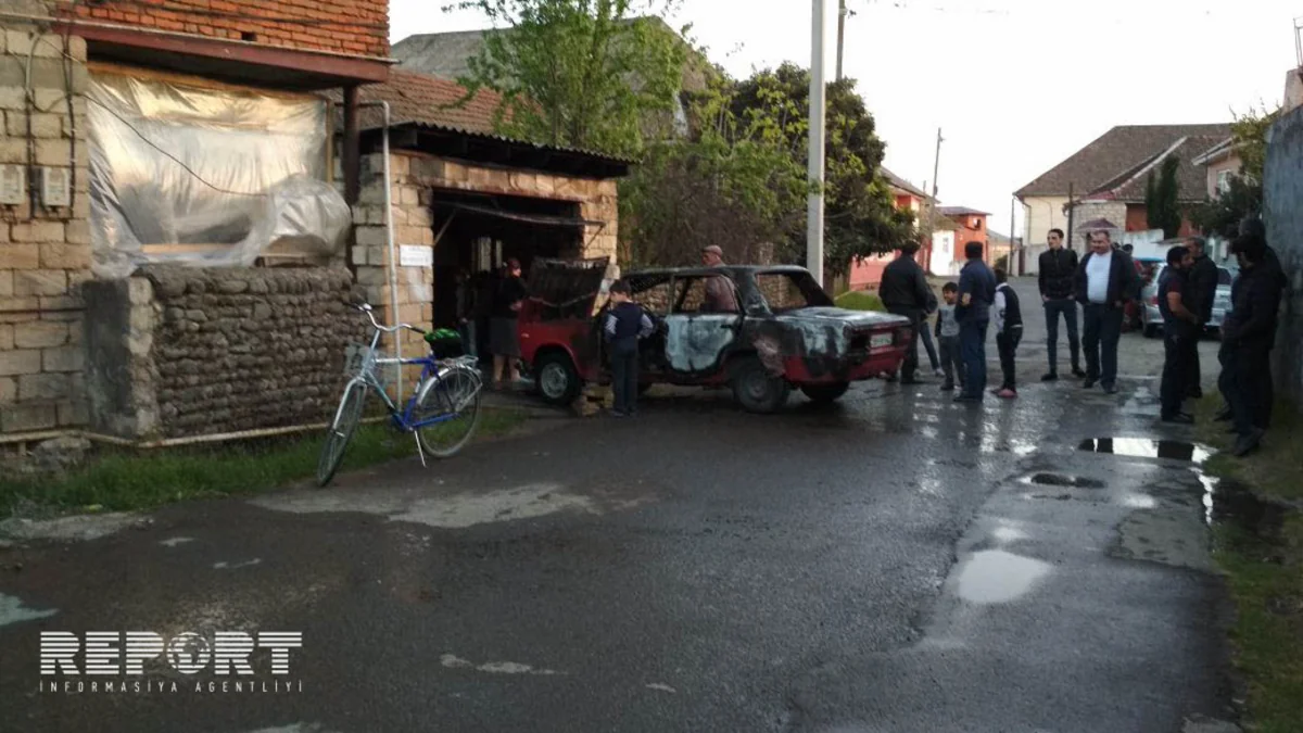 Lənkəranda avtomobil yanıb - FOTO