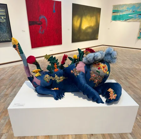 Int'l art project MAMA Mother Nature dedicated to environmental protection presented in Bahrain