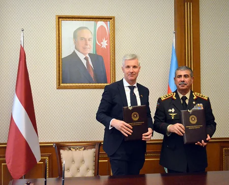 Azərbaycanla Latviya müdafiə sahəsində əməkdaşlıq sazişi imzalanıb