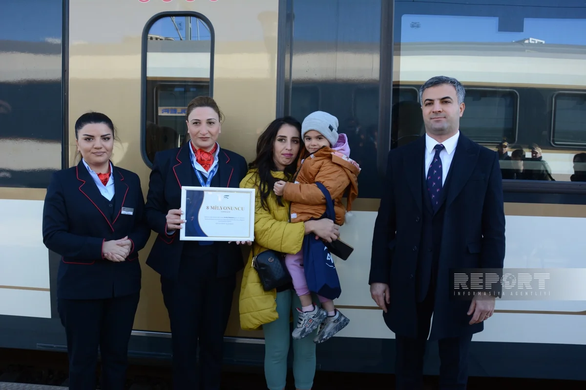 Azərbaycan Dəmir Yollarının illik sərnişin daşımaları ilk dəfə 8 milyonu keçib
