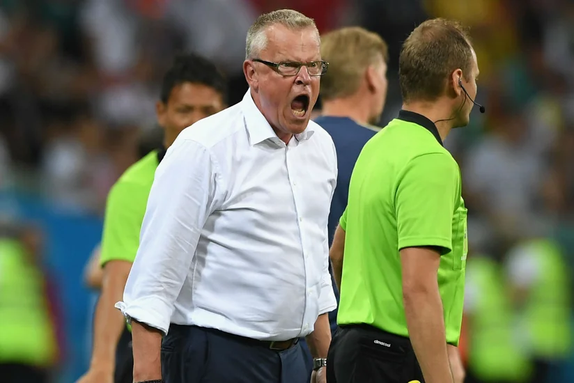 Milli komandanın məşqçilərinin maaşı azaldıldı