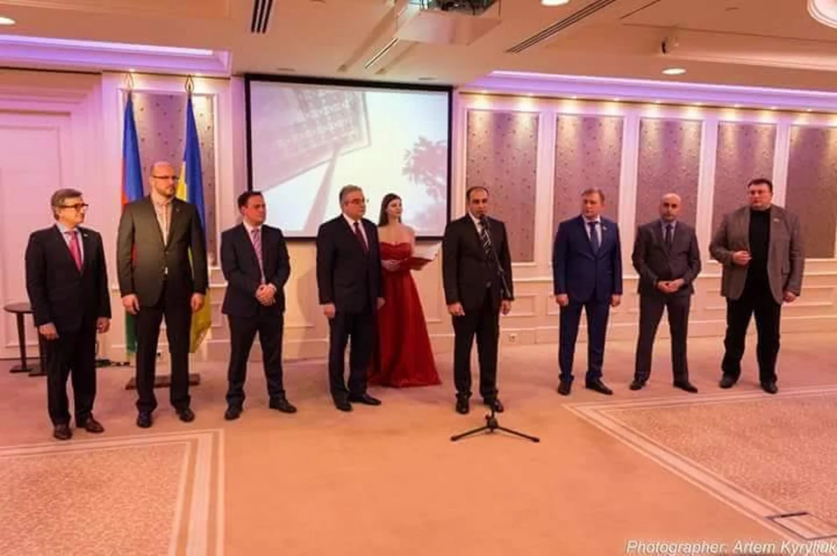 В Киеве отметил День солидарности азербайджанцев мира - ФОТО