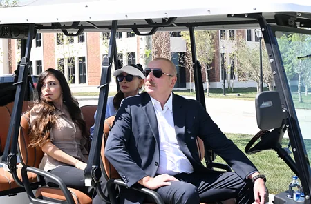 Prezident və Birinci xanım “Sea Breeze”də LANDAU Məktəbinin və “The Grand” apart hotelinin açılışında iştirak ediblər - YENİLƏNİB