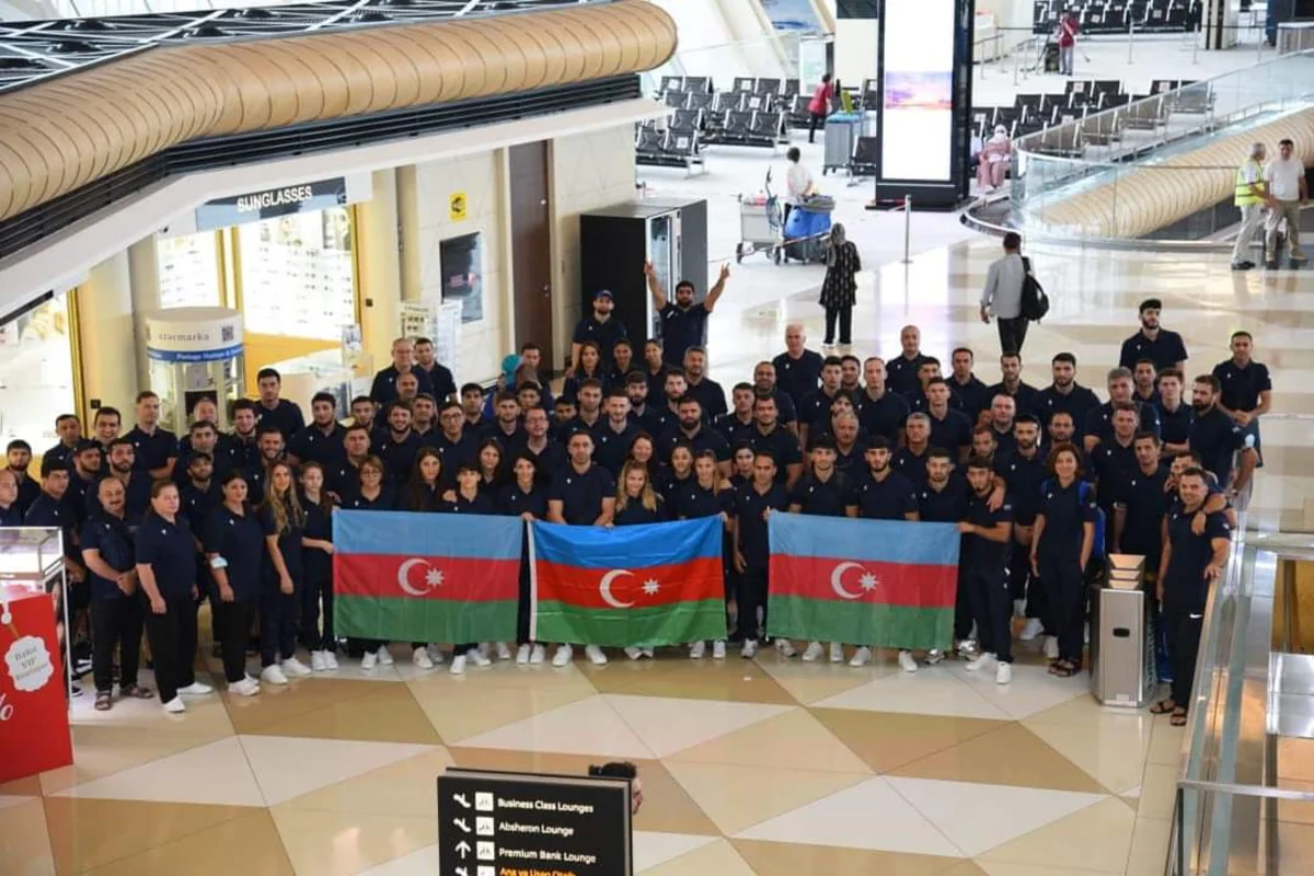 Azərbaycan nümayəndə heyətinin növbəti hissəsi İslamiada üçün Türkiyəyə yola düşüb