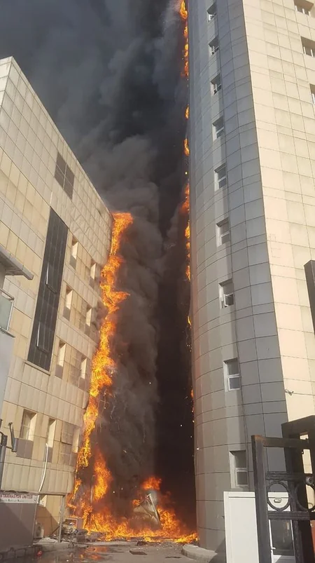 İstanbulda xəstəxanada baş verən yanğın söndürülüb - YENİLƏNİB