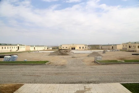 Azerbaijan Defense Minister visited several military units being under construction in the frontline zone -  VIDEO