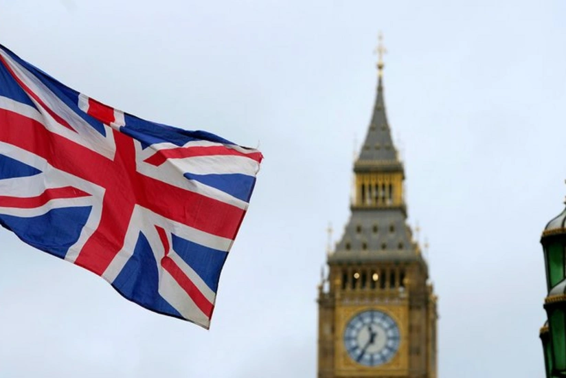 Rumıniya vətəndaşı Britaniyada anbarda yanğınla bağlı həbs edilib