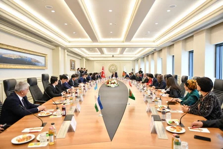 Ankarada türk dünyası vəkillərinin əməkdaşlığının gücləndirilməsi müzakirə olunub