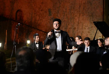 Şuşada “Ümummilli Lider Heydər Əliyev-sevimli mahnılar” adlı konsert proqramı təqdim olunub