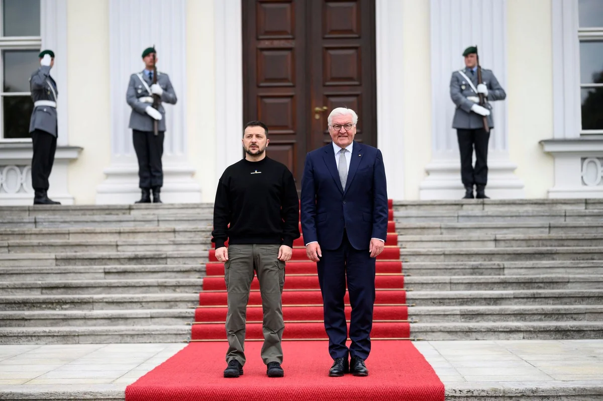 Президент Украины проводит встречу с немецким коллегой в Берлине