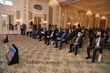 “Azərbaycanın inkişaf modeli: Dünən, bu gün və sabah” mövzusunda konfrans keçirilib 