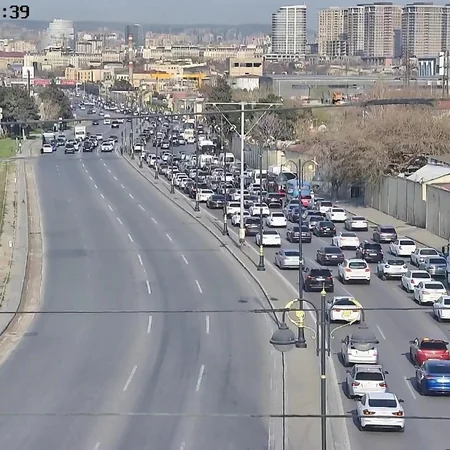 Bakının bir sıra yollarında tıxac müşahidə olunur