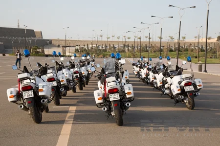 BŞBPİ-nin rəisi Mirqafar Seyidov yol polislərininin sıra baxışını keçirib - FOTO