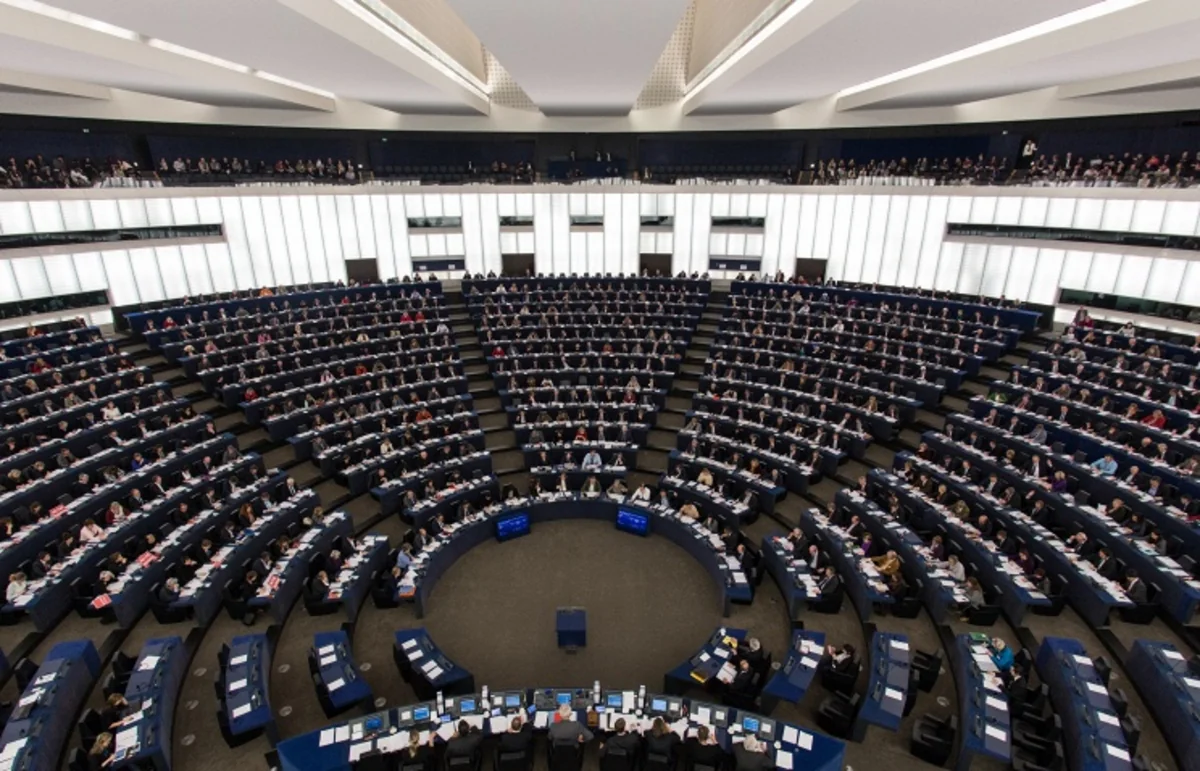 Strasburqda Avropa Parlamentinin bu ilin son plenar sessiyası açılır