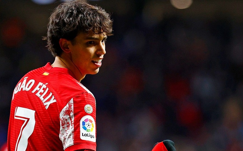 Çelsi portuqaliyalı futbolçunu Atletikoya qaytarıb