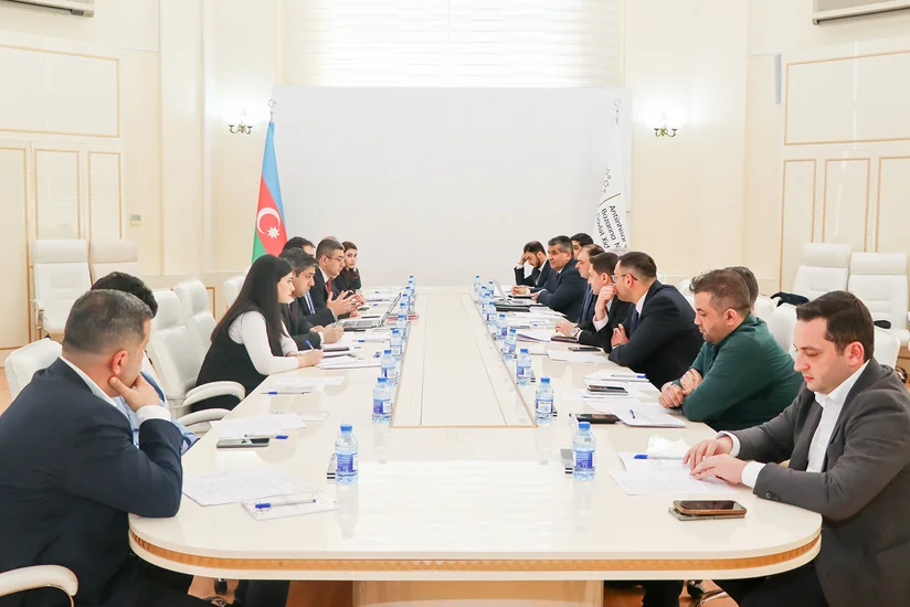 В Азербайджане могут создать единую платформу для рынка услуг по зарядке электромобилей