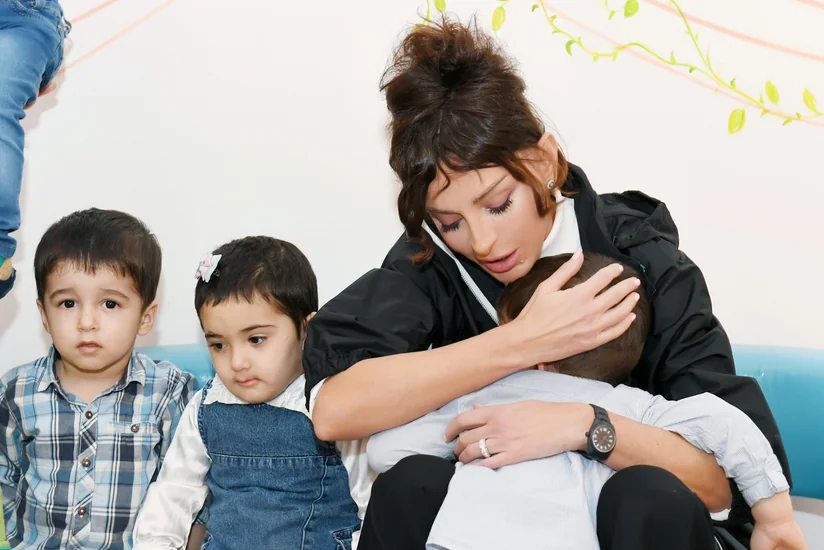 First Vice-President Mehriban Aliyeva met with residents of orphanage No1 in Baku