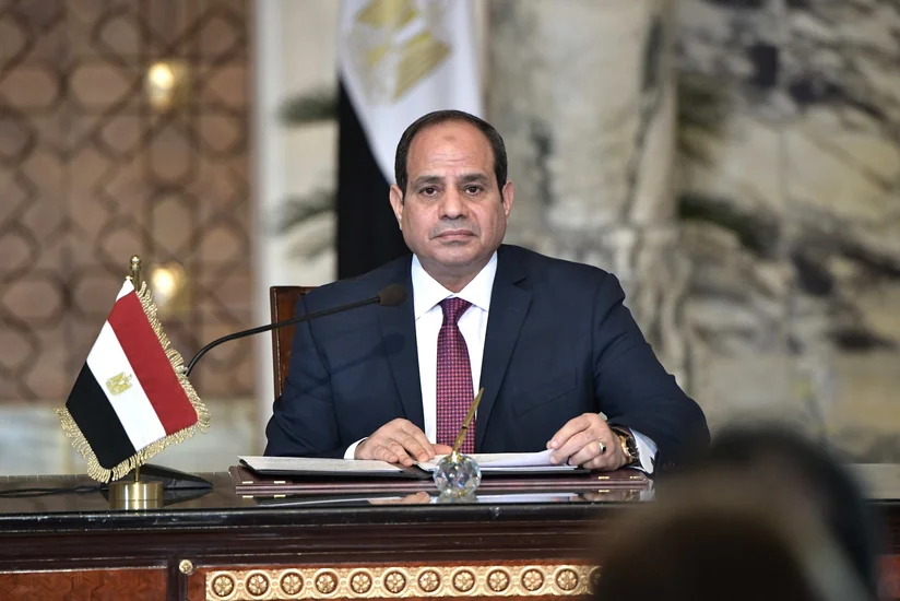 Президент Египта поручил кабмину начать переезд в новую столицу