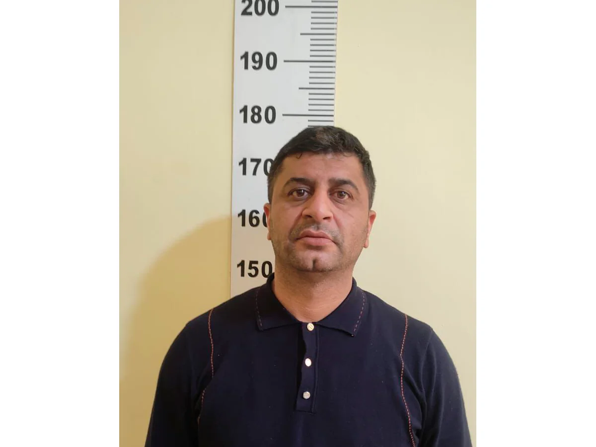 Şirvanda 15 min manat pulu dələduzluq yolu ilə ələ keçirməkdə təqsirləndirilən şəxs həbs edilib