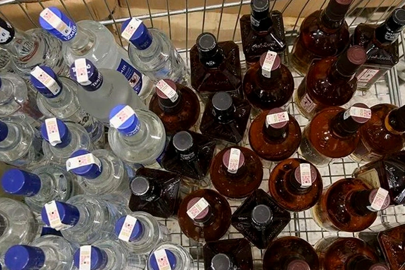 Türkiyədə saxta içkilərə görə 52 şübhəli həbs edilib