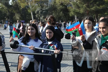 Bakıda “Gücümüz cəsarətimizdədir!” adlı yürüşün açılış mərasimi olub - YENİLƏNİB