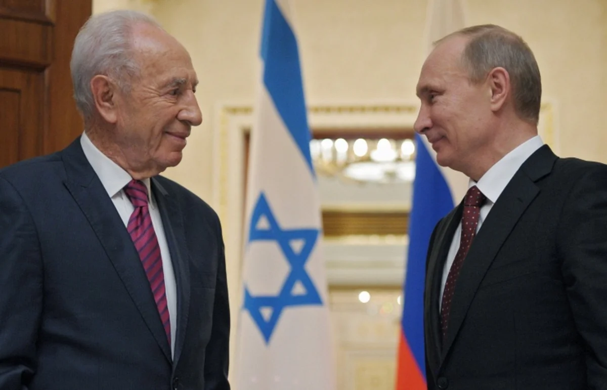 Песков: Путин проведет частную встречу с экс-президентом Израиля