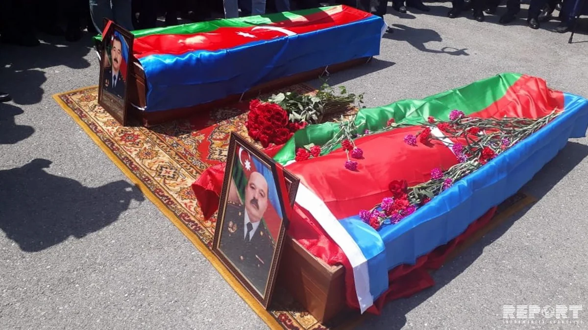 Gəncədə şəhid olan polis zabitləri dəfn edilib - VİDEO - YENİLƏNİB-2