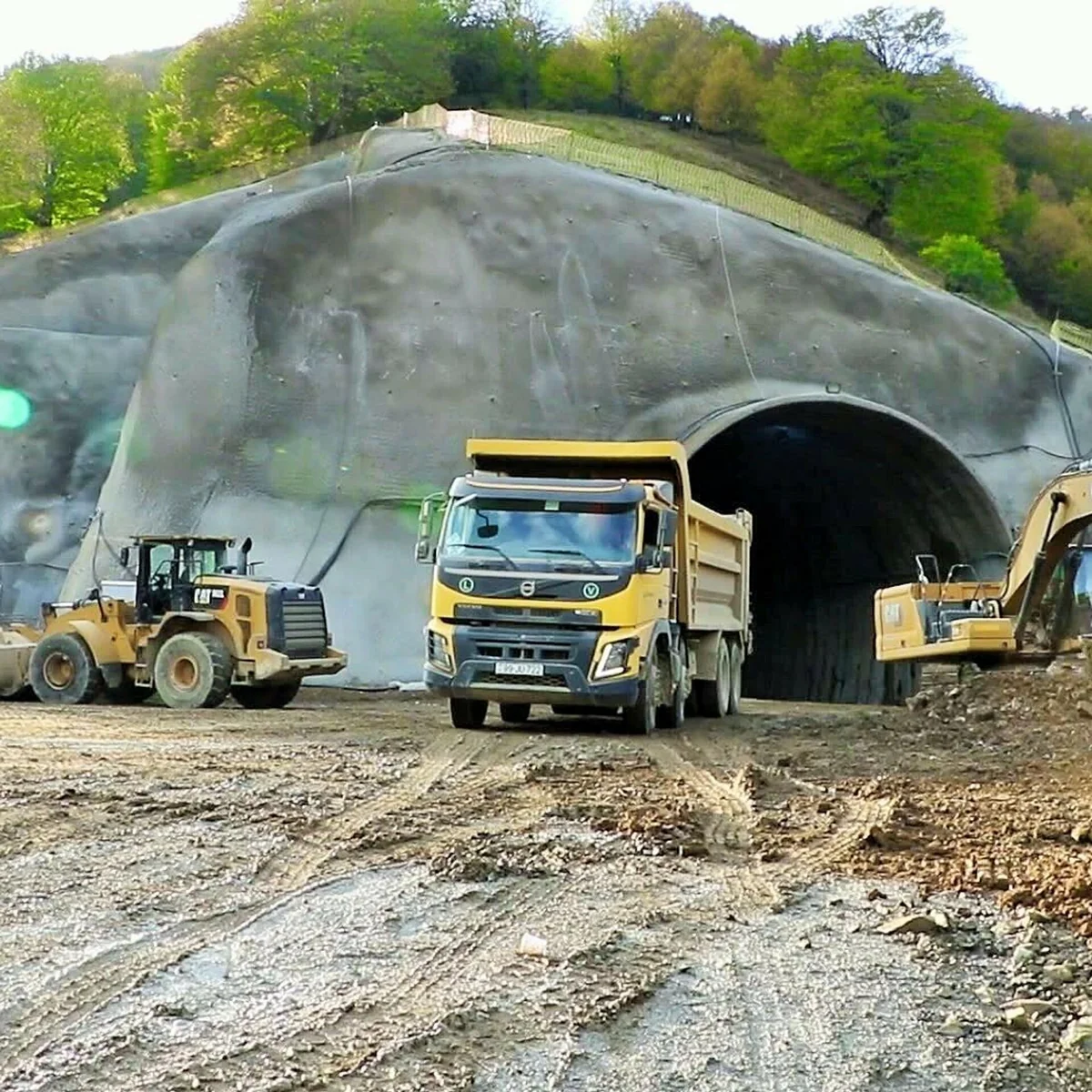 Murovdag tunnel in Azerbaijan 65% ready