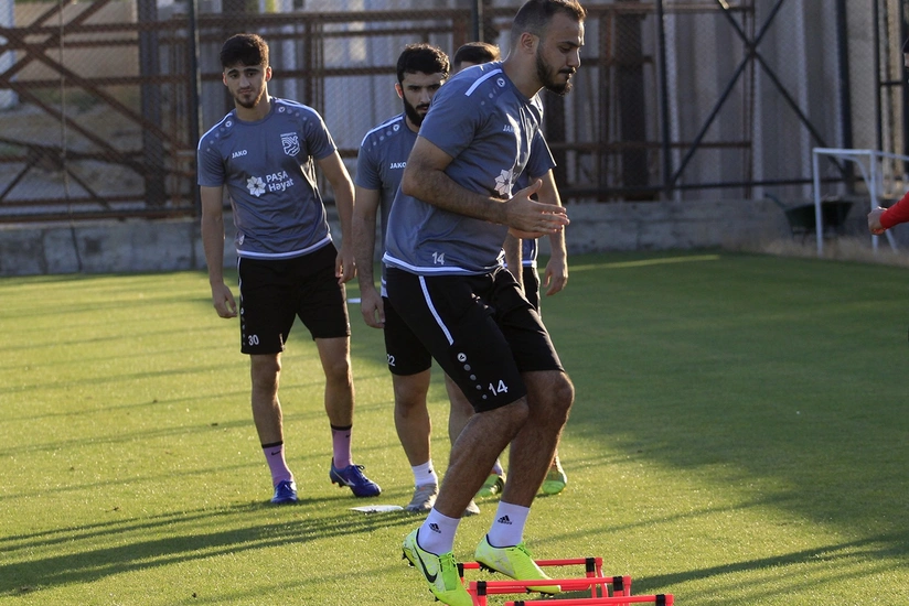 Sumqayıt iki hücumçu transfer edir, 3 futbolçu ilə vidalaşıb