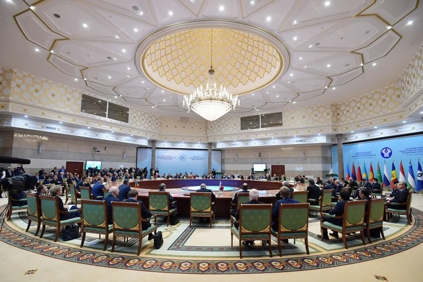 President Ilham Aliyev attended CIS Heads of State Council's session in limited format in Ashgabat