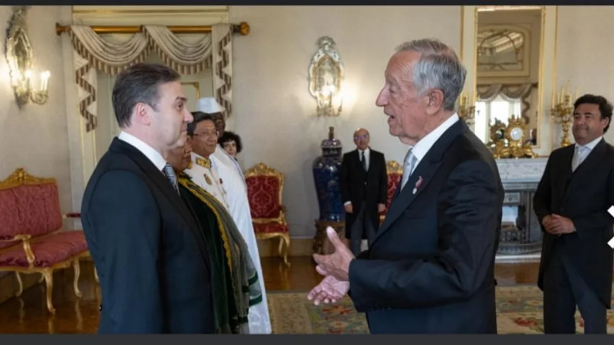 Azerbaijani ambassador presents credentials to President of Portugal
