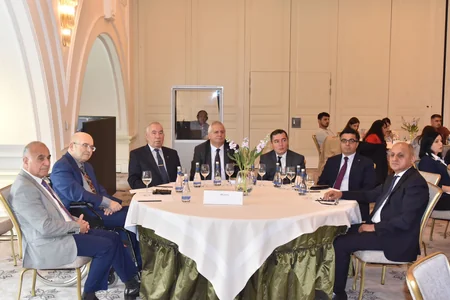Heydər Əliyevin 100 illiyi ilə bağlı  “Hüquq və insan haqları virtual kitabxanası”nın təqdimatı keçirilib
