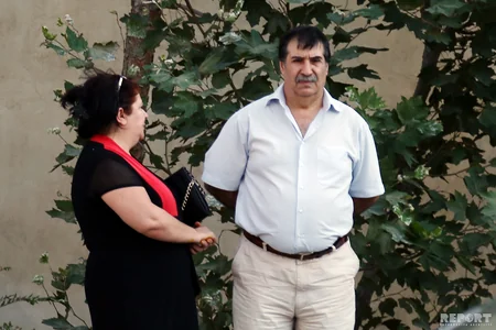 Bakıda Rusiya qeydiyyat nömrəli avtomobil qəza törədib, yaralanan var - FOTO