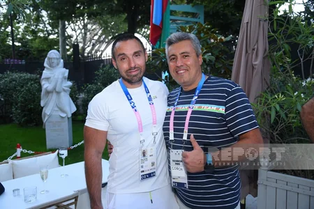 Parisdəki “Azərbaycan Olimpiya Evi”ndə idmançılarla görüş keçirilib