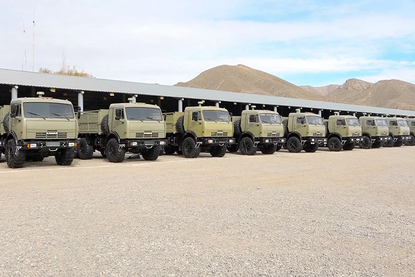 Əlahiddə Ümumqoşun Ordusunda avtomobil texnikalarına baxış keçirilib