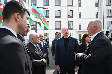 Suqovuşanda yaşayış kompleksi istifadəyə verilib - YENİLƏNİB