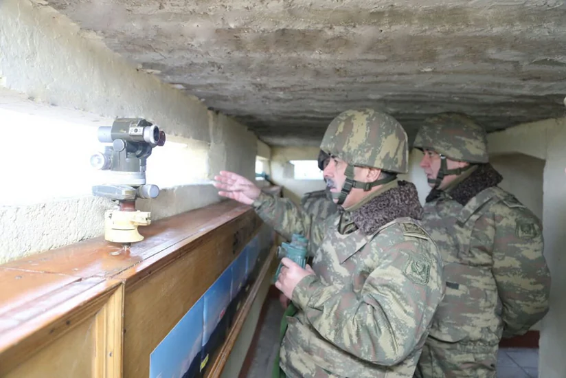 Defense Minister visits military units on frontline