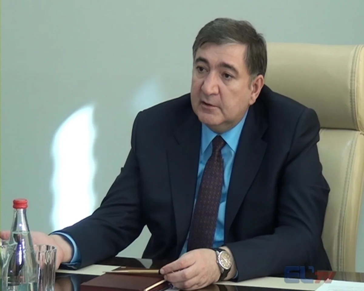 ​Vergilər naziri sahibkarlıq subyektlərində vergi yoxlamalarının dayandırılması haqqında göstəriş verib