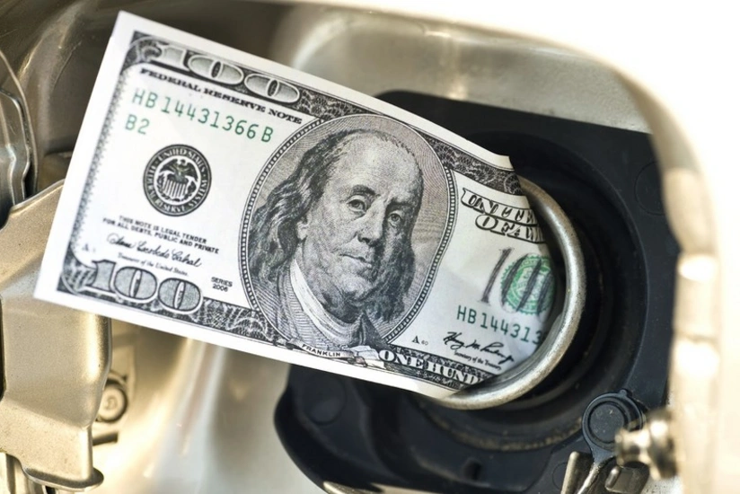 Oil prices continue to rise amid declining US stocks