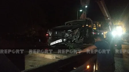 Şəkidə avtomobil çaya düşüb, sürücü xəsarət aldı